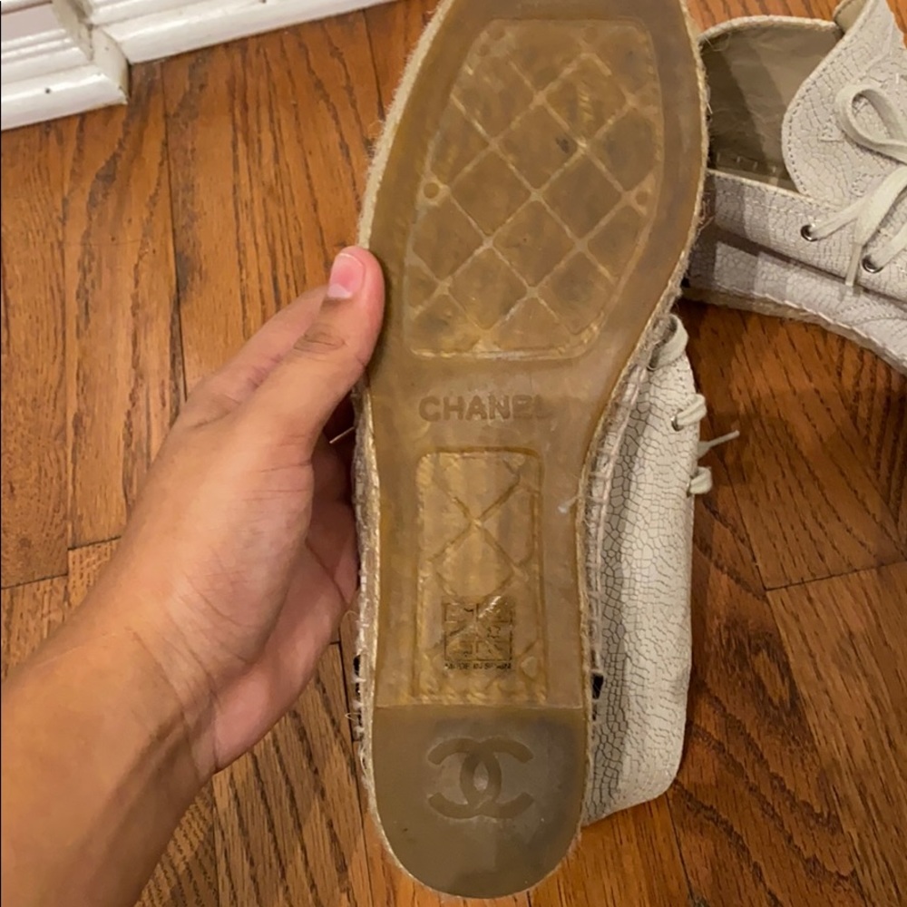 Chanel shoes - Picture 5 of 5